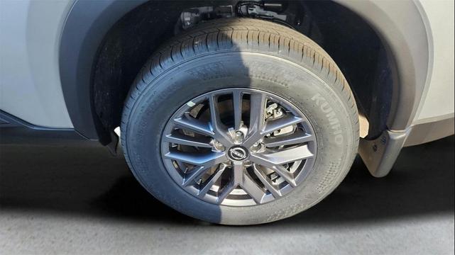 Photo of 2025 Brilliant Silver Metallic Nissan Rogue