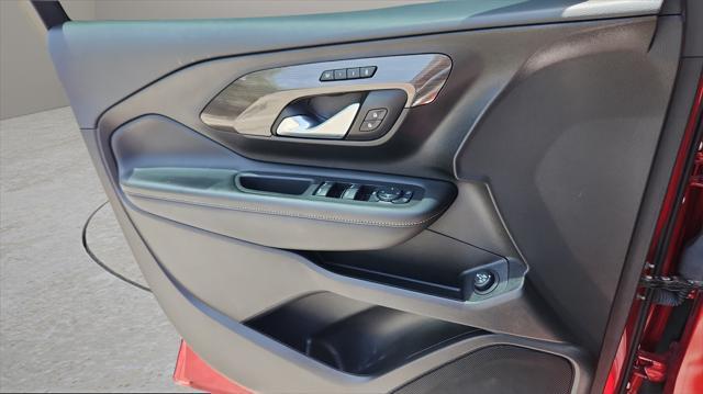 Photo of 2024 Volcanic Red Tintcoat GMC Terrain
