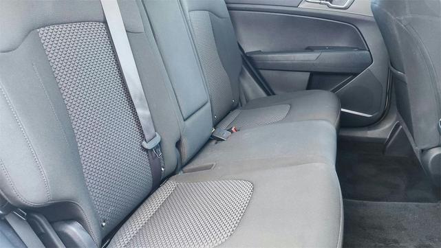 Photo of 2024 Snow White Pearl Kia Sportage
