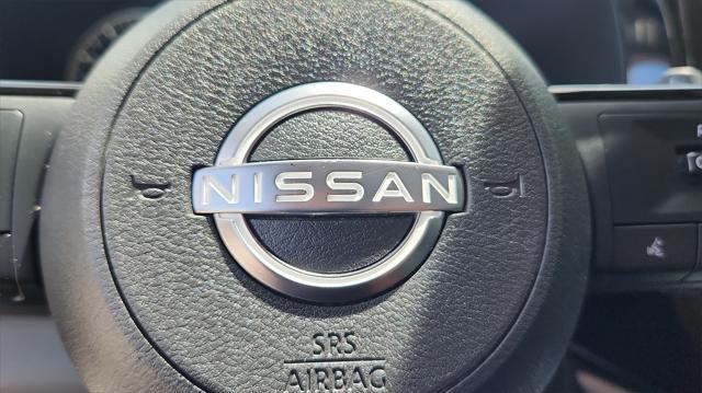 Photo of 2022 Brilliant Silver Metallic Nissan Pathfinder