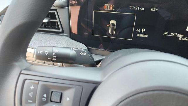 Photo of 2026 Gun Metallic Nissan Kicks