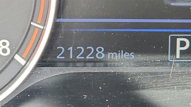 Photo of 2024 Brilliant Silver Metallic Nissan Altima