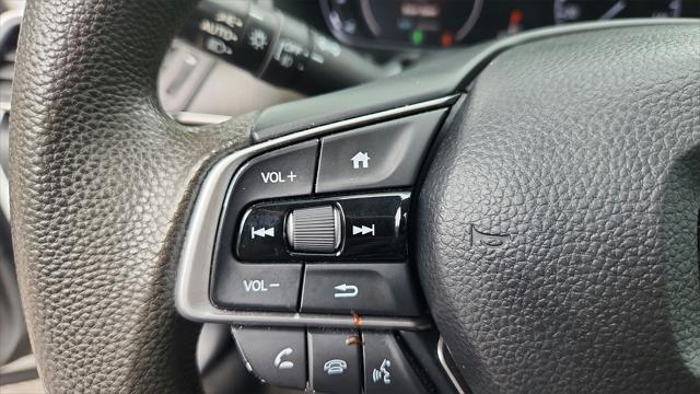 Photo of 2019 Platinum White Pearl Honda Accord
