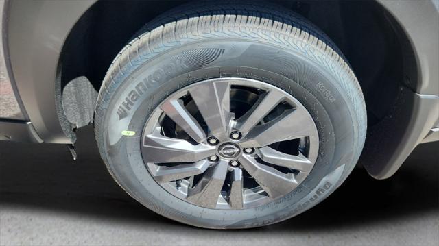Photo of 2025 Gun Metallic Nissan Pathfinder