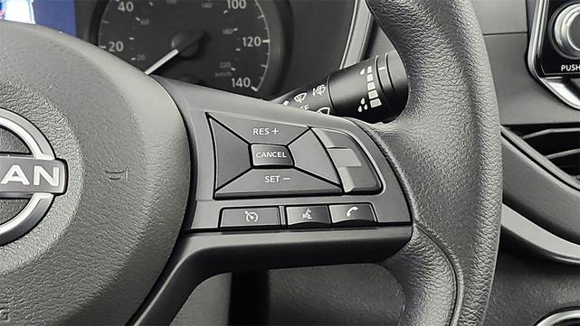 Photo of 2025 Glacier White Nissan Altima