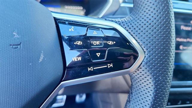 Photo of 2023 Pyrite Silver Metallic Volkswagen Tiguan