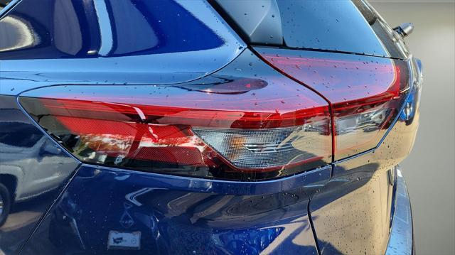Photo of 2025 Deep Ocean Blue Pearl Nissan Rogue
