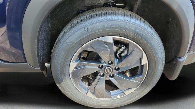 Photo of 2025 Deep Ocean Blue Pearl Nissan Rogue
