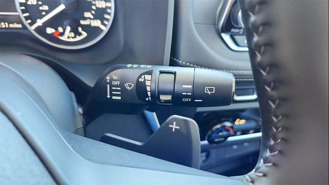 Photo of 2025 Brilliant Silver Metallic Nissan Rogue