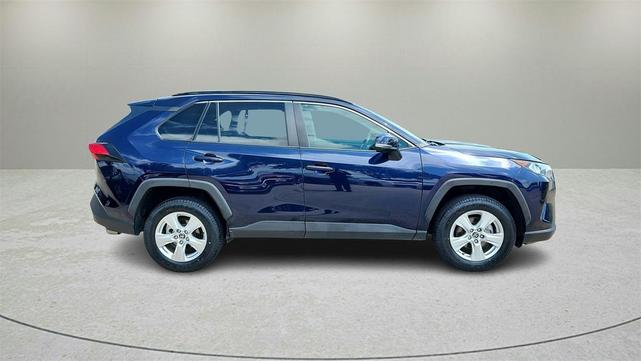 Photo of 2021 Blue Toyota RAV4