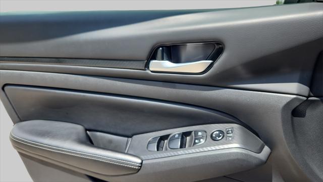 Photo of 2024 Gun Metallic Nissan Altima