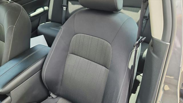 Photo of 2024 Gun Metallic Nissan Altima