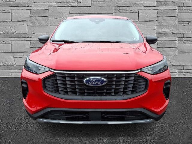 Photo of 2024 RACE RED Ford Escape