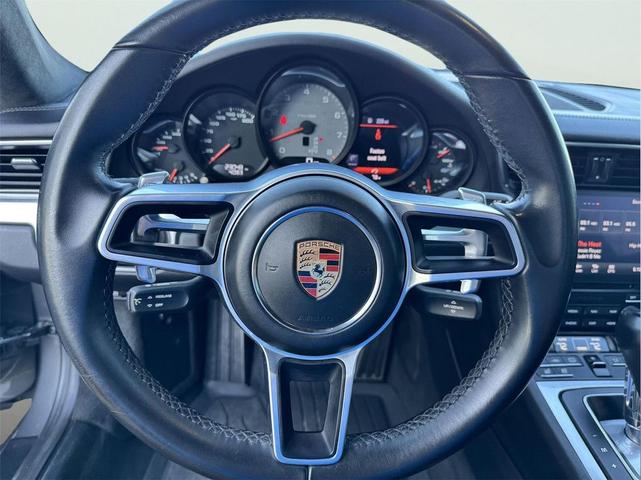Photo of 2019 Black Porsche 911