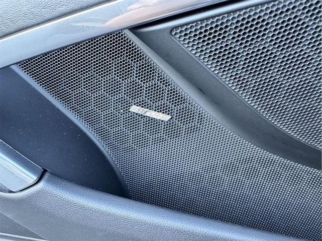 Photo of 2019 Black Porsche 911