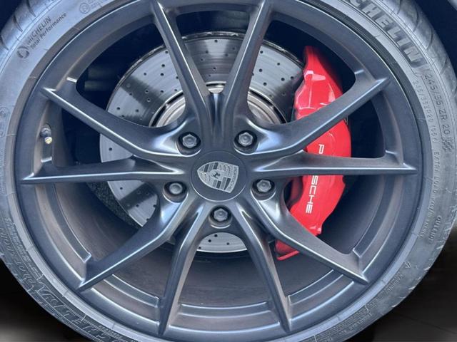 Photo of 2019 Black Porsche 911