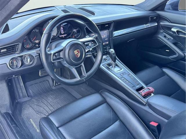 Photo of 2019 Black Porsche 911