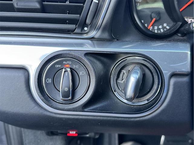 Photo of 2019 Black Porsche 911