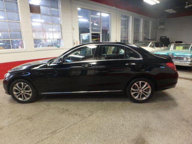 Photo of 2016 Black Mercedes-Benz C-Class