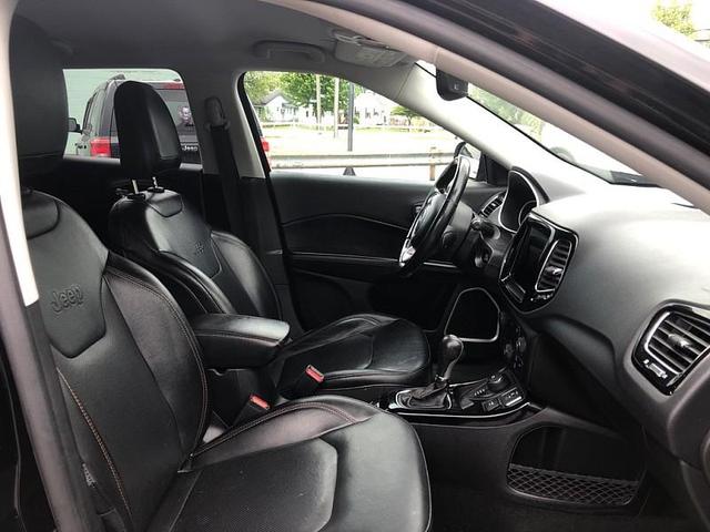 Photo of 2019 Black Jeep Compass
