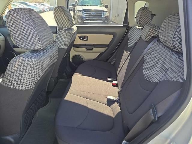 Photo of 2013 Silver Kia Soul