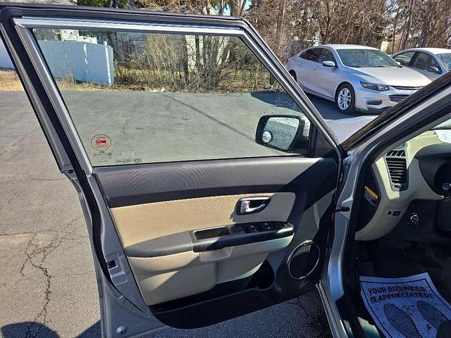 Photo of 2013 Silver Kia Soul