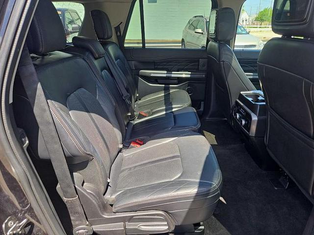 Photo of 2019 Black Ford Expedition Max