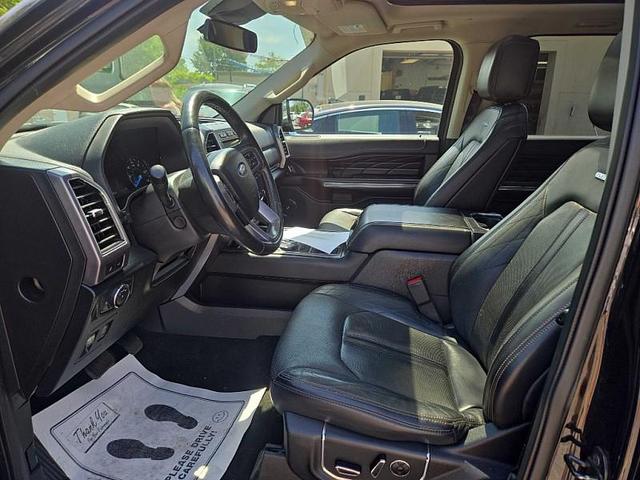 Photo of 2019 Black Ford Expedition Max