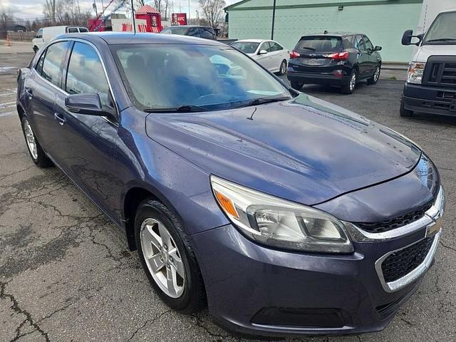 Photo of 2015 Blue Chevrolet Malibu
