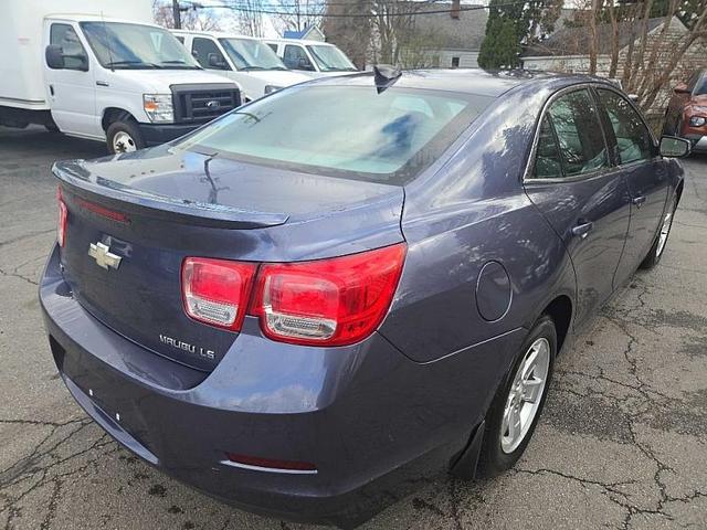 Photo of 2015 Blue Chevrolet Malibu
