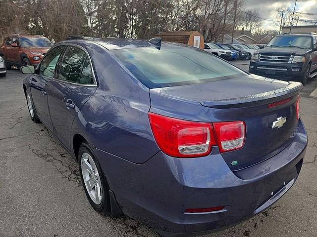 Photo of 2015 Blue Chevrolet Malibu