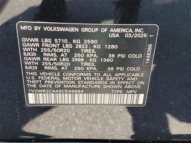 Photo of 2025 Deep Black Pearl Effect Volkswagen Atlas