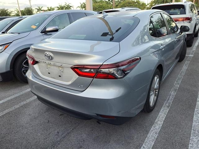 Photo of 2022 Celestial Silver Metallic Toyota Camry