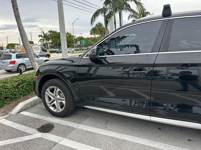 Photo of 2019 Brilliant Black Audi Q5