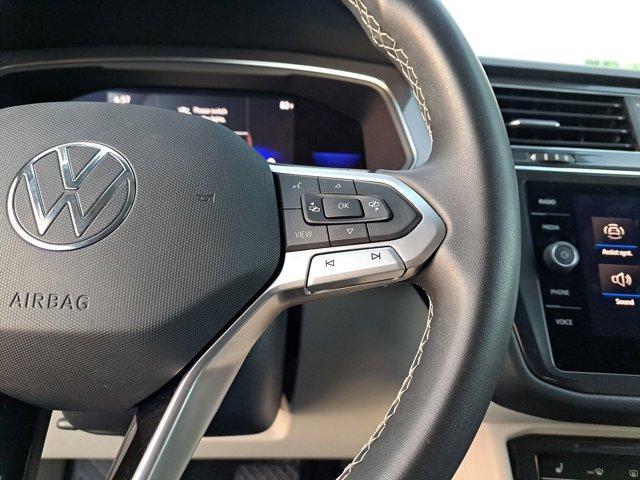 Photo of 2022 Atlantic Blue Volkswagen Tiguan