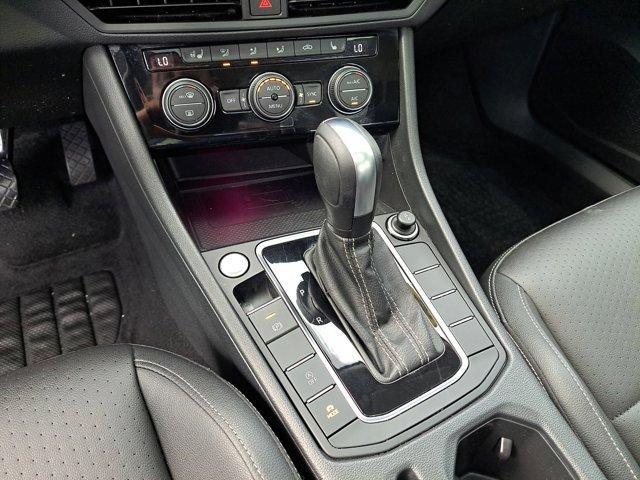Photo of 2021 Platinum Gray Metallic Volkswagen Jetta