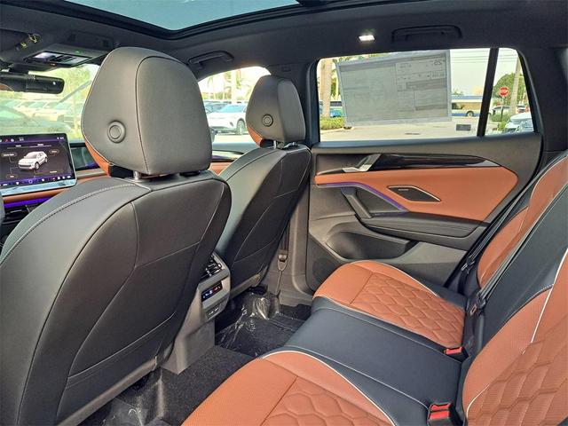 Photo of 2025 Opal White Pearl Effect Volkswagen Tiguan