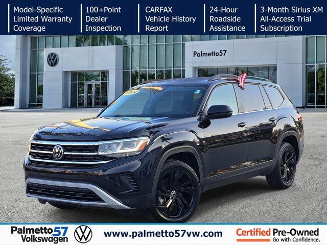 Photo of 2022 Deep Black Pearl Effect Volkswagen Atlas