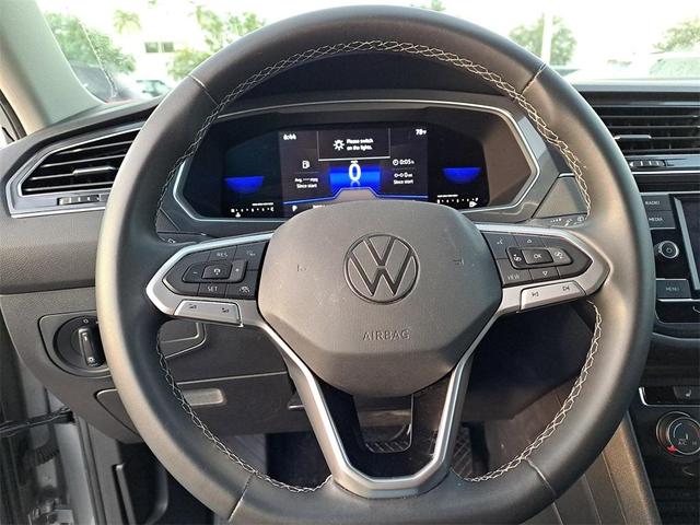 Photo of 2022 Pyrite Silver Metallic Volkswagen Tiguan