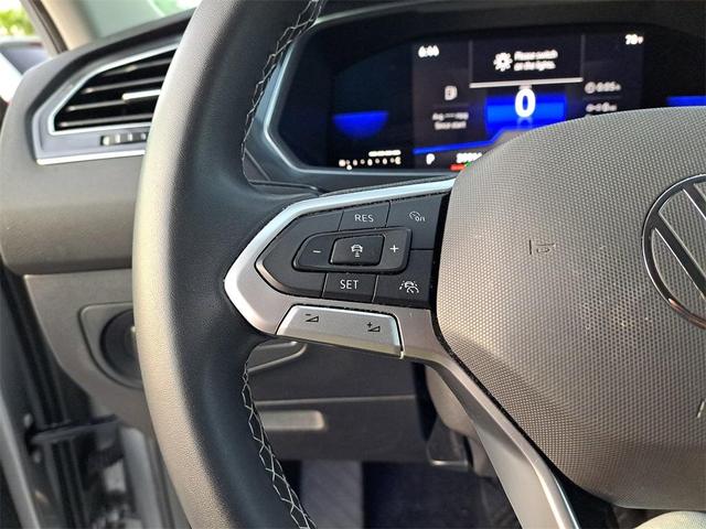 Photo of 2022 Pyrite Silver Metallic Volkswagen Tiguan