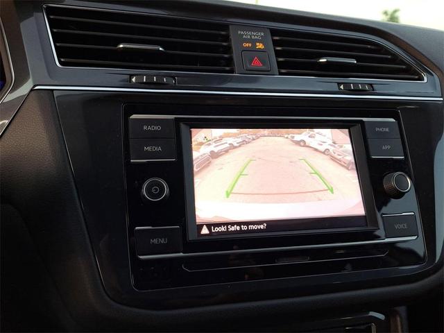 Photo of 2022 Pyrite Silver Metallic Volkswagen Tiguan