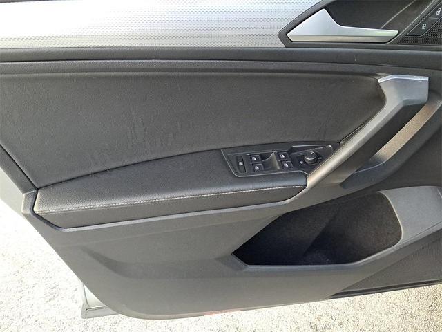 Photo of 2022 Pyrite Silver Metallic Volkswagen Tiguan