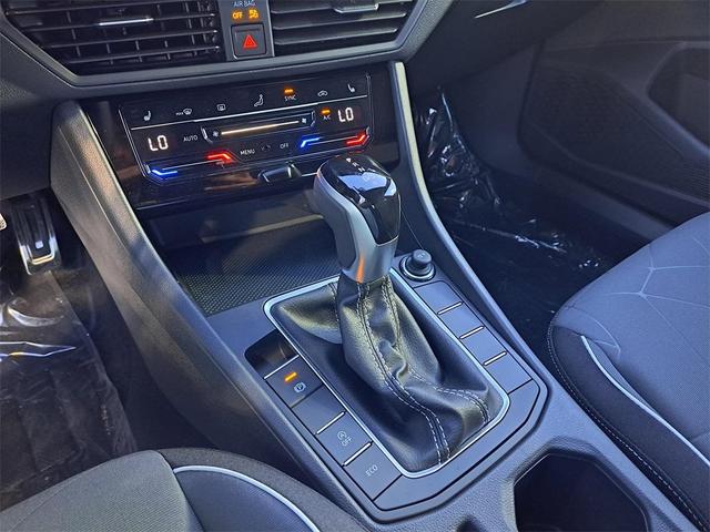 Photo of 2025 Kings Red Metallic Volkswagen Jetta