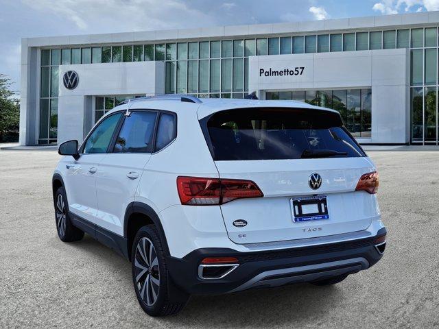 Photo of 2024 Pure White Volkswagen Taos