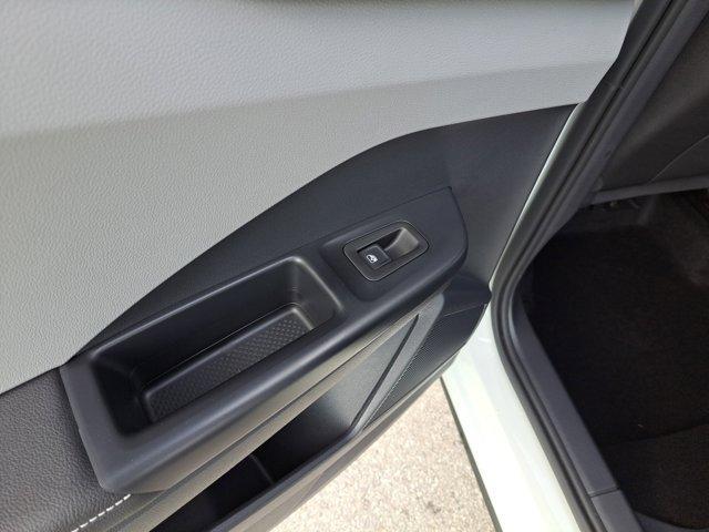 Photo of 2024 Pure White Volkswagen Taos