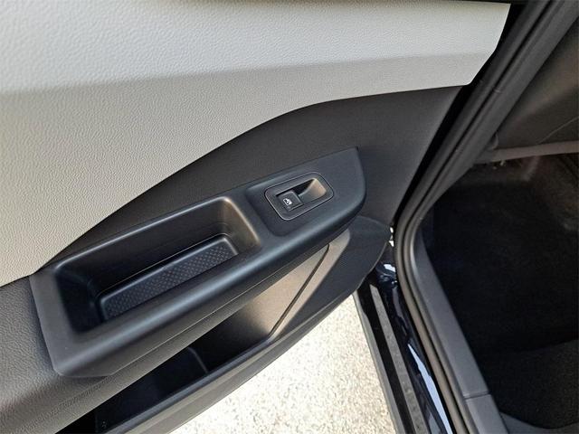Photo of 2022 Deep Black Pearl Effect Volkswagen Taos