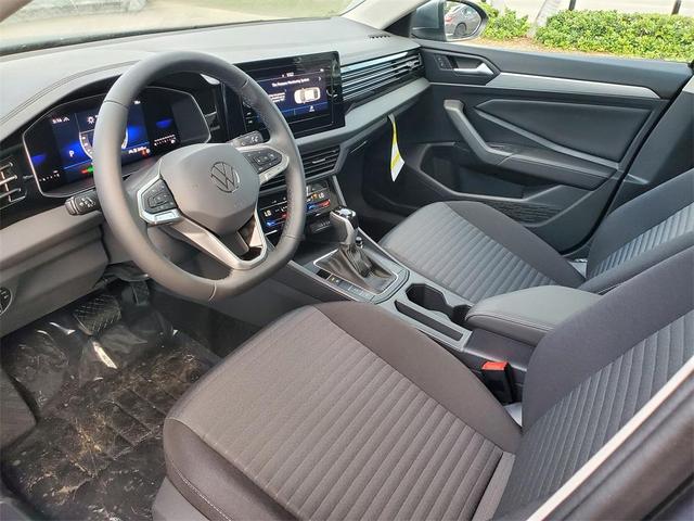 Photo of 2025 Platinum Gray Metallic Volkswagen Jetta