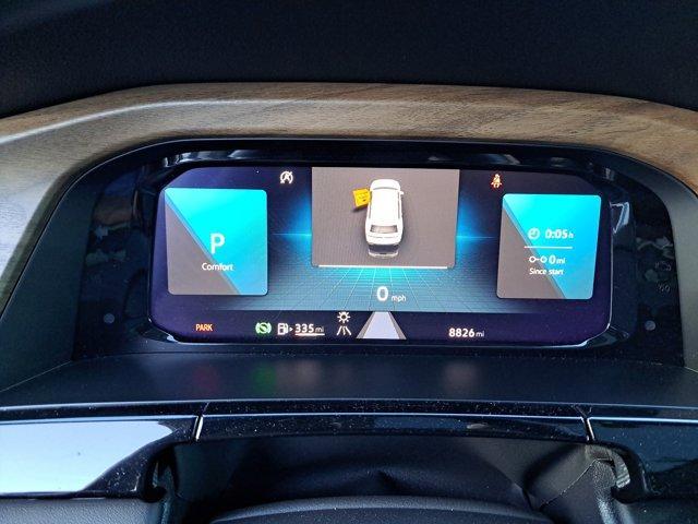 Photo of 2025 Pure White Volkswagen Atlas