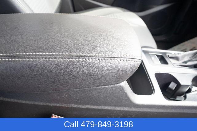 Photo of 2019 Ingot Silver Ford Escape