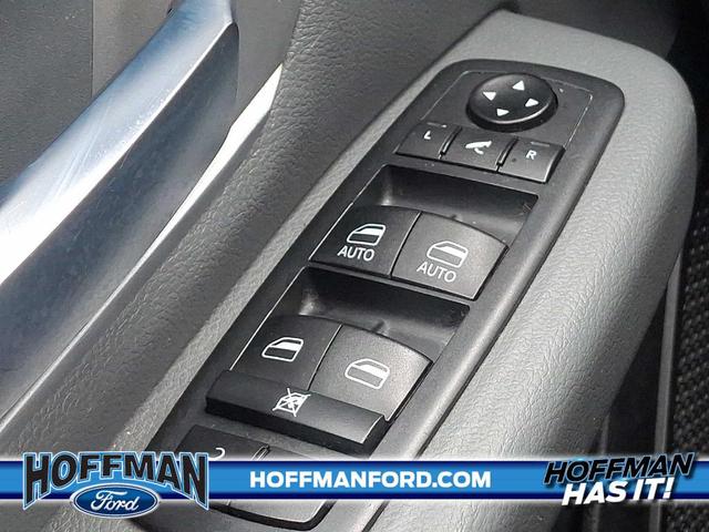 Photo of 2020 Granite Crystal Clearcoat Metallic RAM 1500